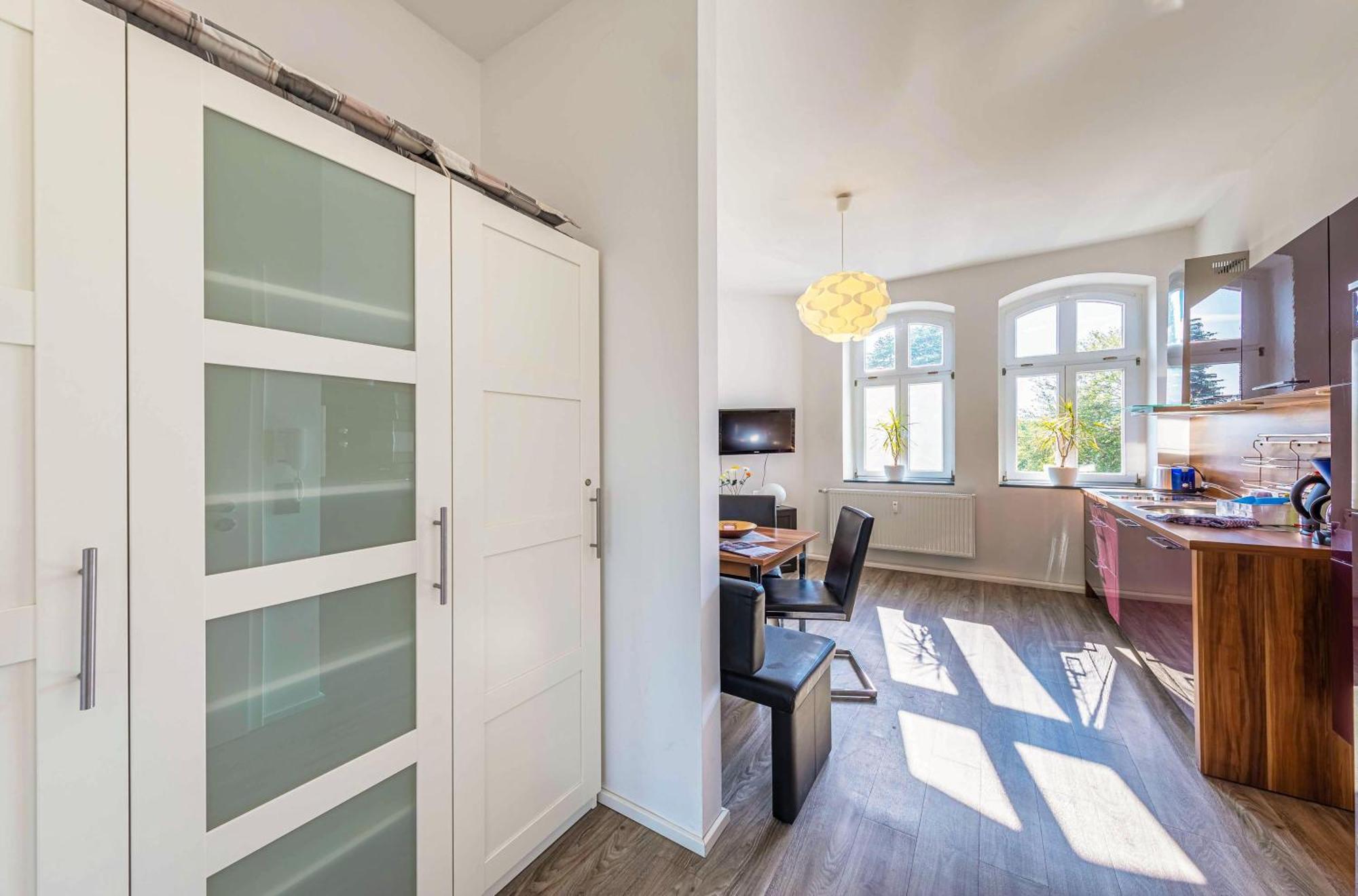 Altstadtapartment Carli- Komfortable Ferienwohnung Im Herzen Von Waren Bagian luar foto